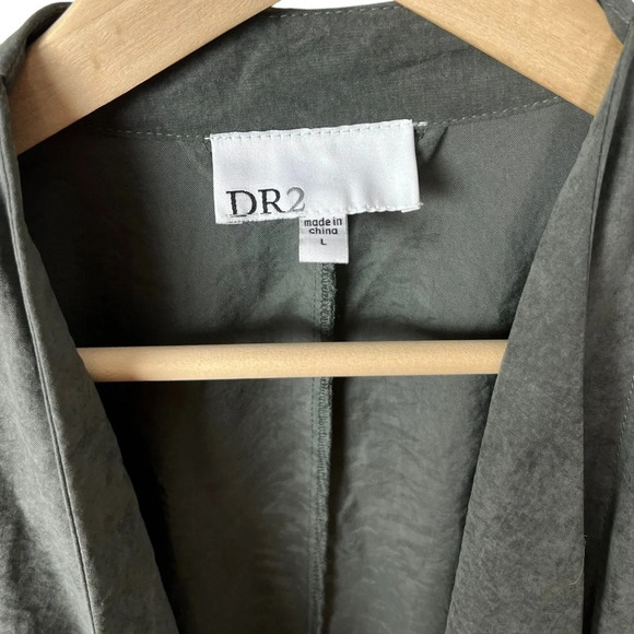 DR2 Daniel Rainn • Drape Open Front Light Jacket - Picture 3 of 9
